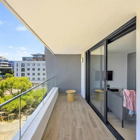 Newlands Peak Aparthotel By Totalstay Cape Town Exterior photo