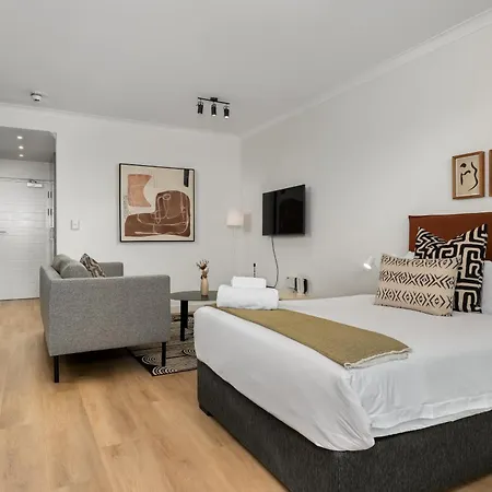 Newlands Peak Aparthotel By Totalstay Cape Town Room photo